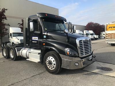 Used 2019 Freightliner Cascadia Detroit DD15AT Semi Truck for sale #203595 - photo 1