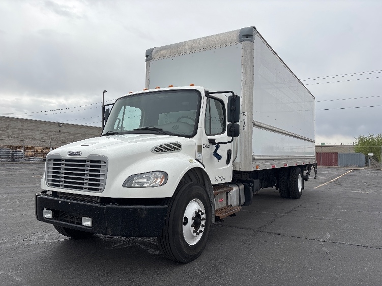 Used 2018 Freightliner M2 106 - photo 5