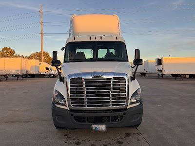 Used 2018 Freightliner Cascadia Detroit DD13 Semi Truck for sale #204767 - photo 2