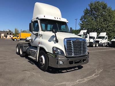 Used 2018 Freightliner Cascadia Detroit DD15AT Semi Truck for sale #204851 - photo 1