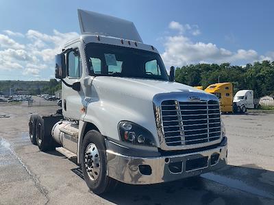 Used 2018 Freightliner Cascadia Detroit DD13 Semi Truck for sale #204931 - photo 1