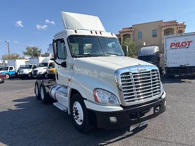 Used 2018 Freightliner Cascadia Detroit DD13 Semi Truck for sale #204945 - photo 1