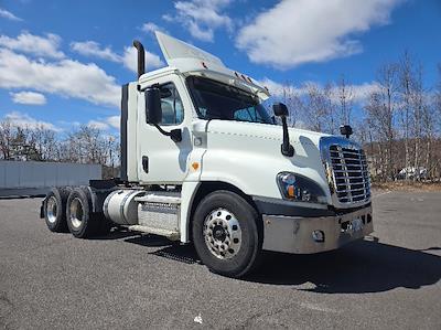 Used 2018 Freightliner Cascadia Detroit DD13 Semi Truck for sale #205164 - photo 1
