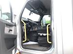 Used 2019 Freightliner Cascadia Detroit DD15AT Semi Truck for sale #205198 - photo 17