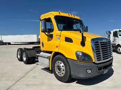 Used 2019 Freightliner Cascadia Detroit DD13 Semi Truck for sale #205726 - photo 1