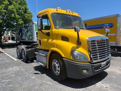 Used 2019 Freightliner Cascadia Detroit DD13 Semi Truck for sale #205751 - photo 1