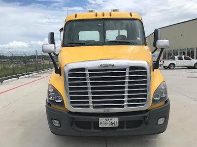 Used 2019 Freightliner Cascadia Detroit DD13 Semi Truck for sale #205790 - photo 2