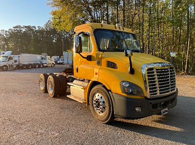 Used 2019 Freightliner Cascadia Detroit DD13 Semi Truck for sale #205820 - photo 1