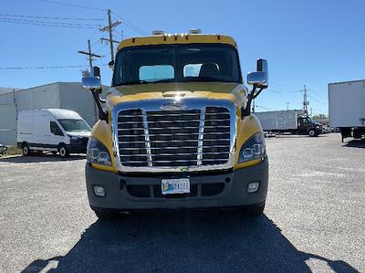 Used 2019 Freightliner Cascadia Detroit DD13 Semi Truck for sale #205839 - photo 2