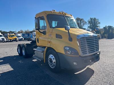 Used 2019 Freightliner Cascadia Detroit DD13 Semi Truck for sale #205858 - photo 1