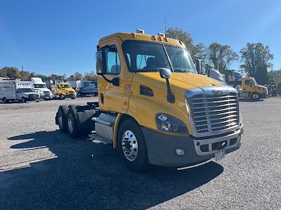 Used 2019 Freightliner Cascadia Detroit DD13 Semi Truck for sale #205861 - photo 1