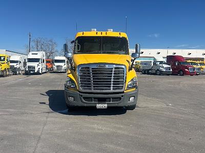 Used 2019 Freightliner Cascadia Detroit DD13 Semi Truck for sale #206134 - photo 2