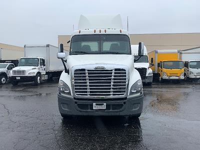 Used 2019 Freightliner Cascadia Detroit DD13 Semi Truck for sale #206152 - photo 2