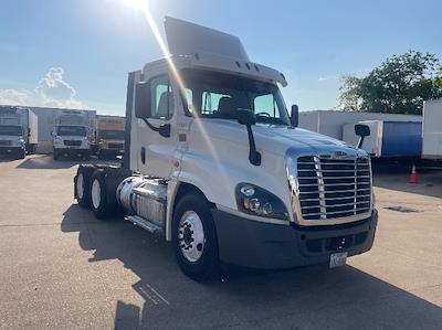 Used 2019 Freightliner Cascadia Detroit DD13 Semi Truck for sale #206453 - photo 1