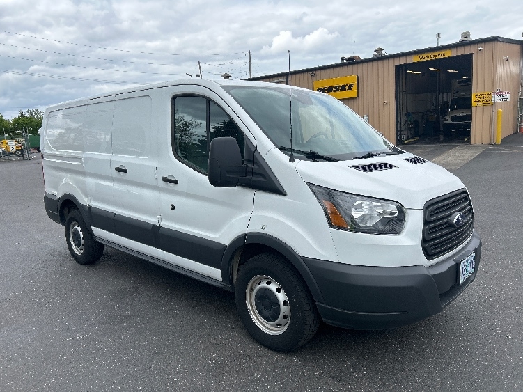 Used 2018 Ford Transit 250 - photo 1