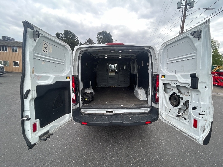 Used 2018 Ford Transit 250 - photo 8