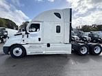 Used 2024 Freightliner Cascadia Detroit DD15AT Semi Truck with Sleeper Cab for sale #207056 - photo 4