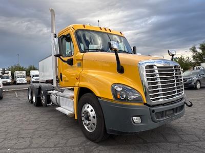 Used 2019 Freightliner Cascadia Detroit DD15AT Semi Truck for sale #207064 - photo 1