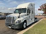 Used 2019 Freightliner Cascadia Detroit DD15AT Semi Truck with Sleeper Cab for sale #207223 - photo 3