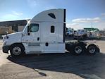Used 2019 Freightliner Cascadia Detroit DD15AT Semi Truck with Sleeper Cab for sale #207226 - photo 4