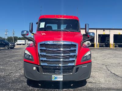 Used 2019 Freightliner Cascadia Detroit DD13 Semi Truck for sale #207424 - photo 2