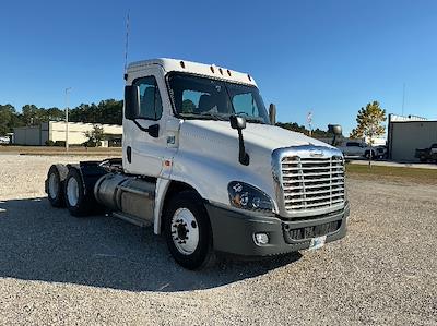 Used 2019 Freightliner Cascadia Detroit DD13 Semi Truck for sale #207723 - photo 1