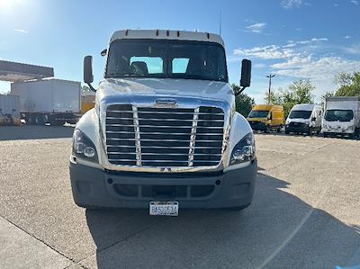 Used 2019 Freightliner Cascadia Detroit DD13 Semi Truck for sale #207859 - photo 2