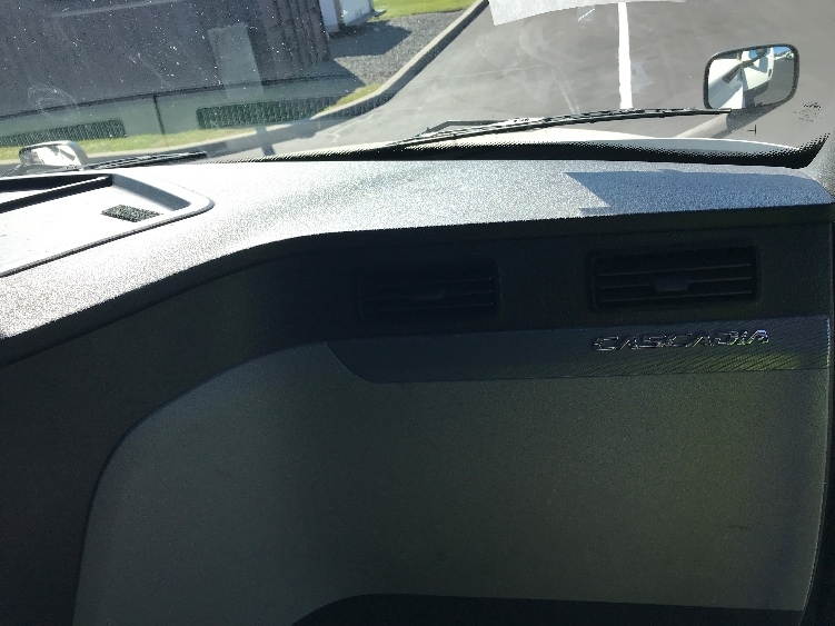 Used 2019 Freightliner Cascadia - photo 16