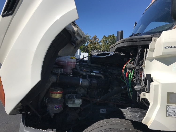 Used 2019 Freightliner Cascadia - photo 23