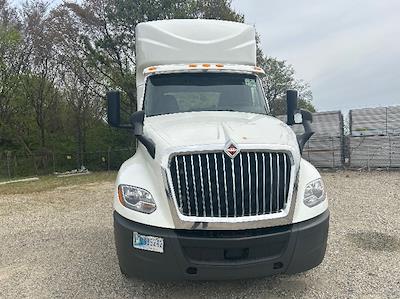Used 2018 International LT - photo 1