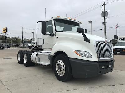 Used 2018 International LT - photo 1