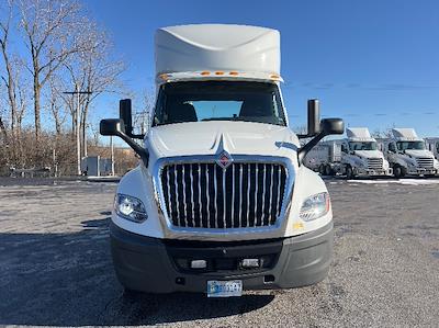 Used 2018 International LT International A26 Semi Truck for sale #208346 - photo 2