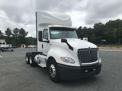 Used 2018 International LT International A26 Semi Truck for sale #208360 - photo 1