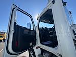 Used 2019 Freightliner Cascadia Detroit DD15AT Semi Truck for sale #209397 - photo 9