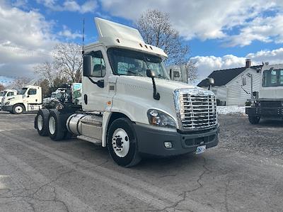 Used 2019 Freightliner Cascadia Detroit DD13 Semi Truck for sale #210134 - photo 1