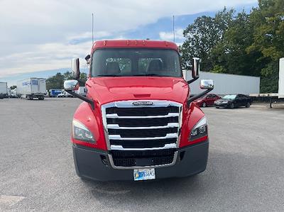 Used 2019 Freightliner Cascadia Detroit DD13 Semi Truck for sale #210182 - photo 2