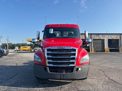Used 2019 Freightliner Cascadia Detroit DD13 Semi Truck for sale #210183 - photo 2