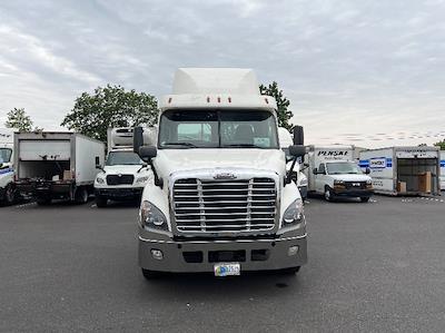 Used 2019 Freightliner Cascadia Detroit DD13 Semi Truck for sale #210351 - photo 2