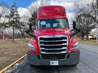 Used 2019 Freightliner Cascadia Detroit DD15AT Semi Truck for sale #210685 - photo 2