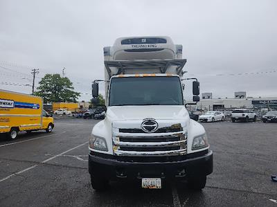 Used 2019 Hino 268A Wabash Refrigerated Body T1080S50 with Liftgate for sale #210878 - photo 2