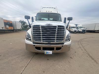 Used 2019 Freightliner Cascadia Detroit DD13 Semi Truck for sale #210913 - photo 2