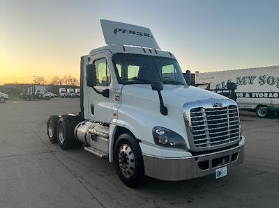 Used 2019 Freightliner Cascadia Detroit DD13 Semi Truck for sale #210939 - photo 1