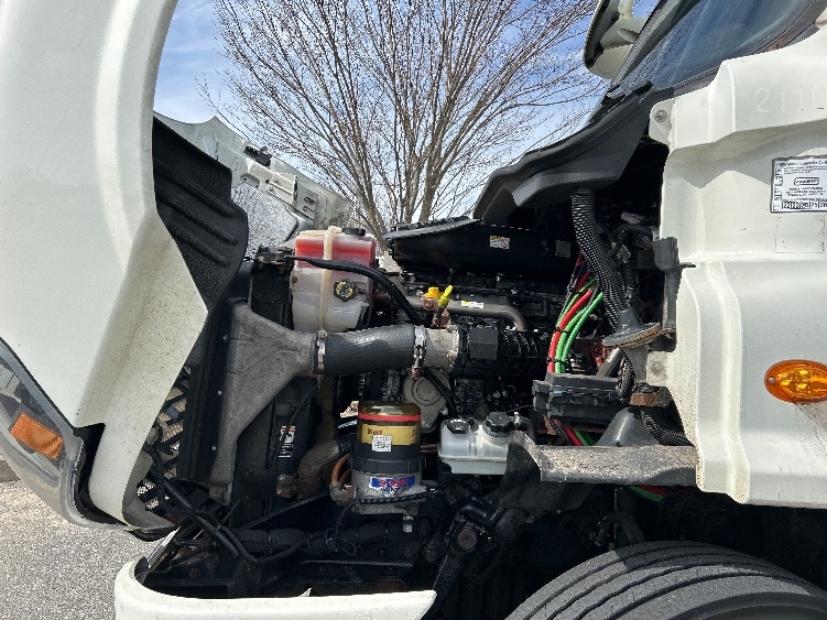 Used 2017 Freightliner Cascadia - photo 18
