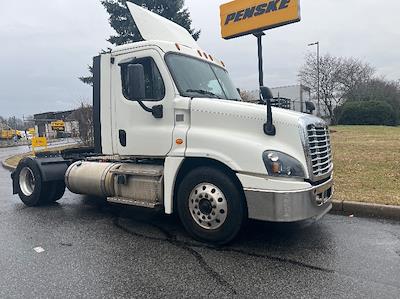 Used 2019 Freightliner Cascadia Detroit DD13 Semi Truck for sale #211107 - photo 1