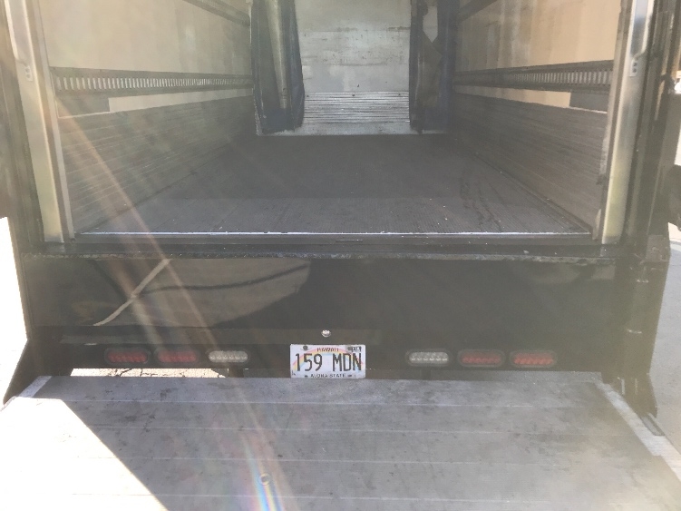 Used 2017 Isuzu NPR-XD - photo 12