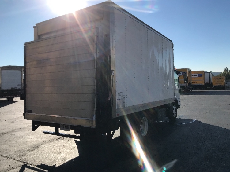 Used 2017 Isuzu NPR-XD - photo 15