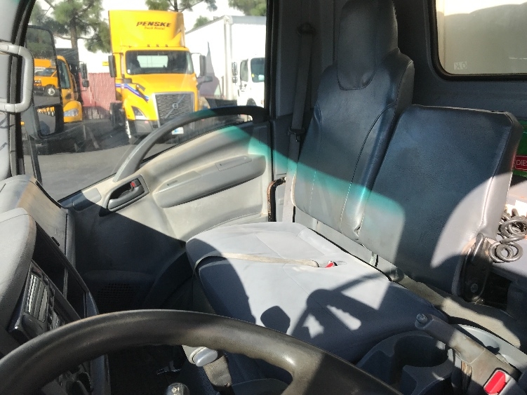 Used 2017 Isuzu NPR-XD - photo 21
