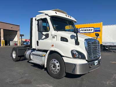 Used 2018 Freightliner Cascadia Detroit DD13 Semi Truck for sale #211398 - photo 1