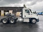Used 2017 Freightliner Cascadia Detroit DD13 Semi Truck for sale #211482 - photo 8