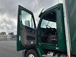 Used 2019 Freightliner Cascadia Day Cab Box Truck for sale #211727 - photo 15